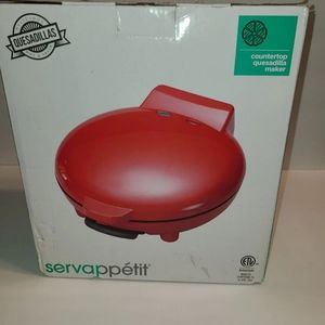 Quesadilla maker in box opened